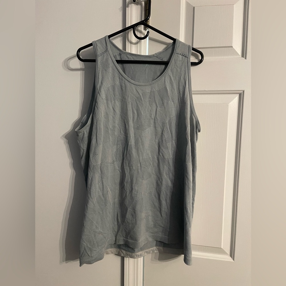 Men’s Lululemon Tank / Size XL